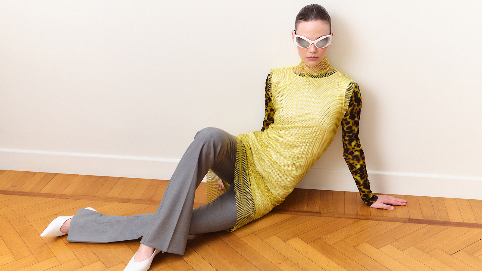 Robe sans manches à strass